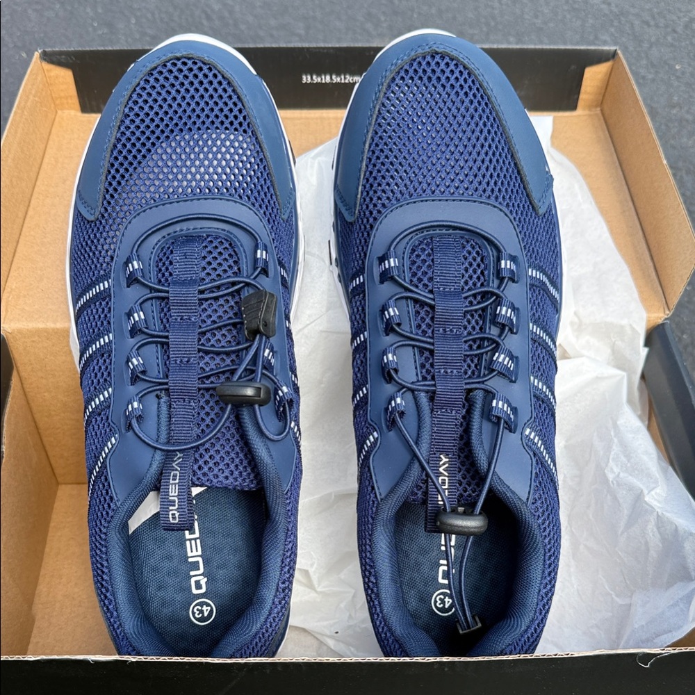 Navy Blue Mesh Athletic water shoes size 9.5